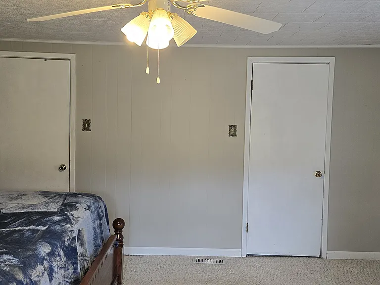 1511 Service St — Photo 23