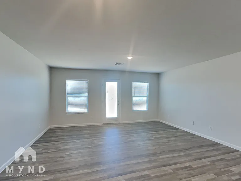 11164 W Arvada Dr — Photo 4