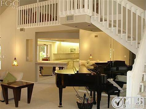 3rd image of 16973 Timberlakes Dr