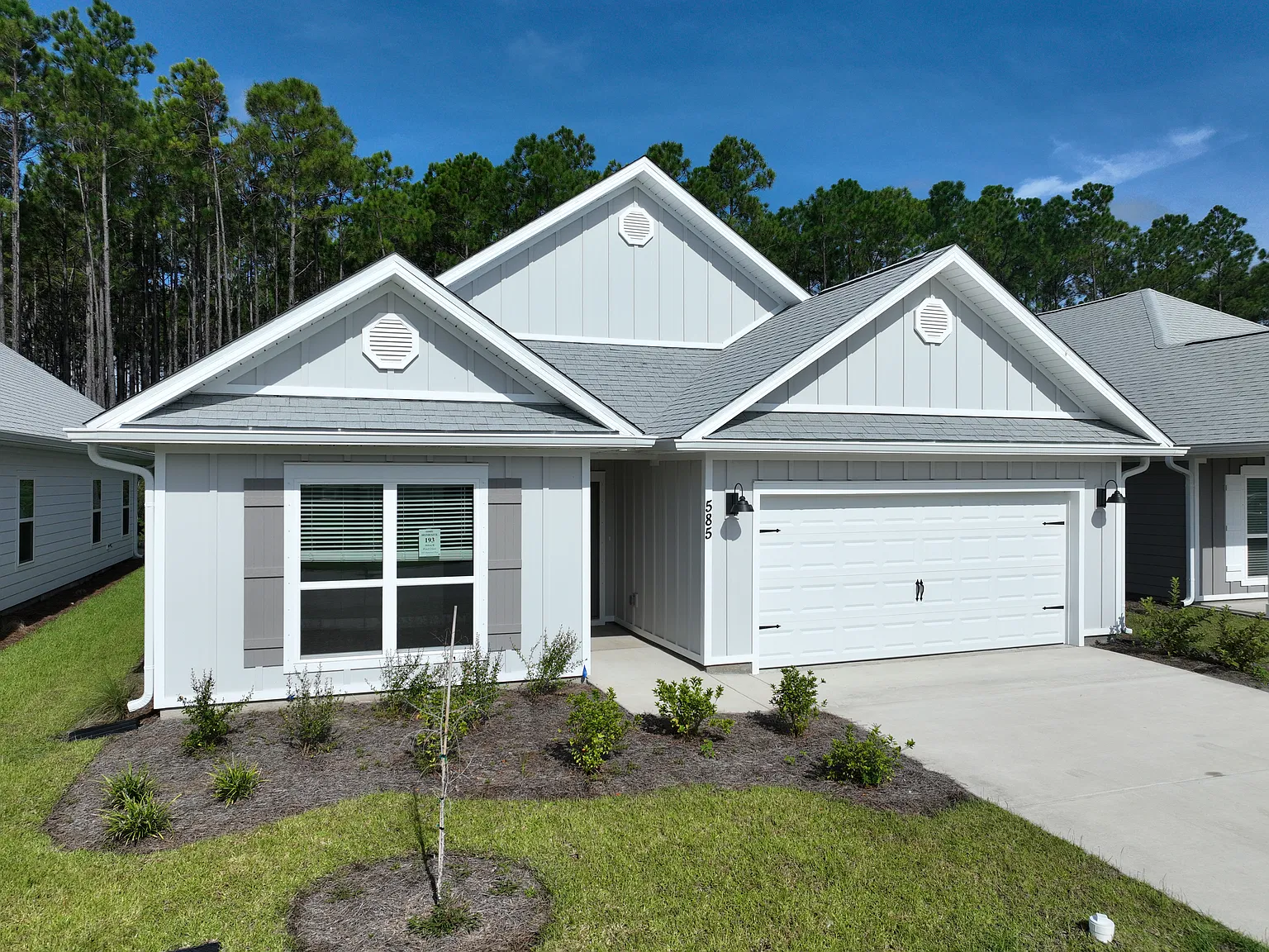 4 bed, 2044 sqft, $2,975 — Photo 3