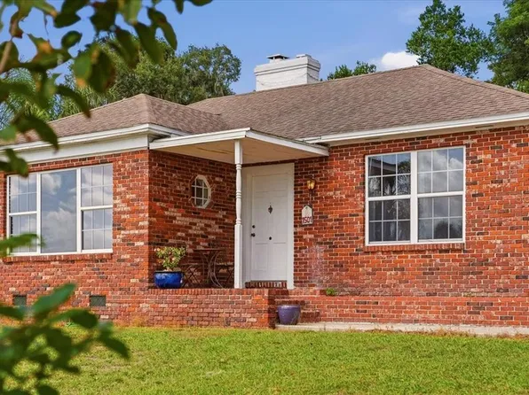 1501 N LAKE HOWARD DRIVE, WINTER HAVEN, FL 33881
