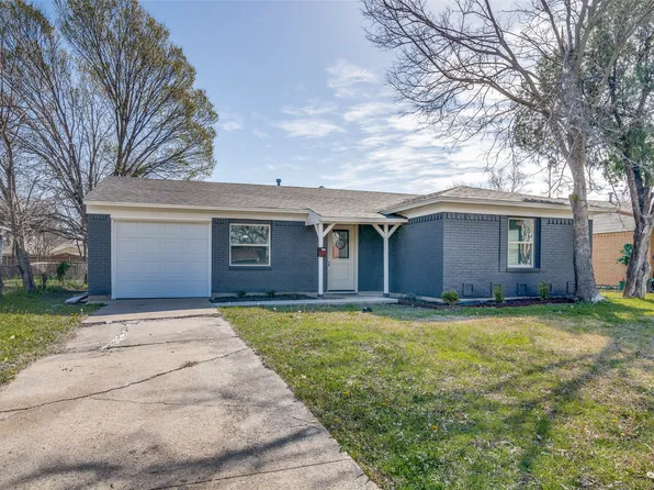 4222 Harvey Dr, Mesquite, TX 75150