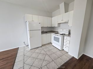 1801 Eglinton Ave W #302, Toronto, ON M6E 2H8