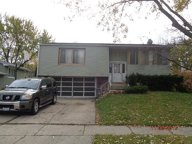 2nd image of 1133 Sebring Dr