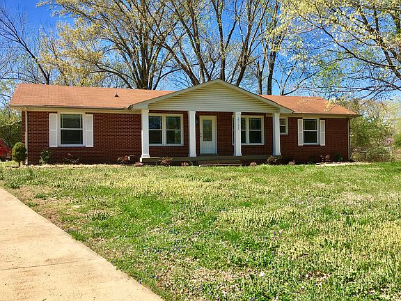Front of home, from driveway