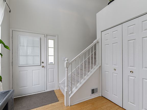 2nd image of 2760 McClennan Ct