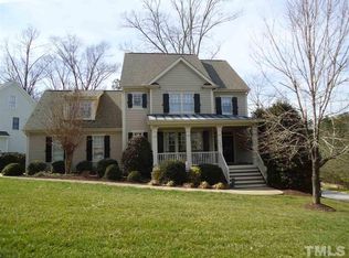 200 Flint Point Ln, Holly Springs, NC 27540