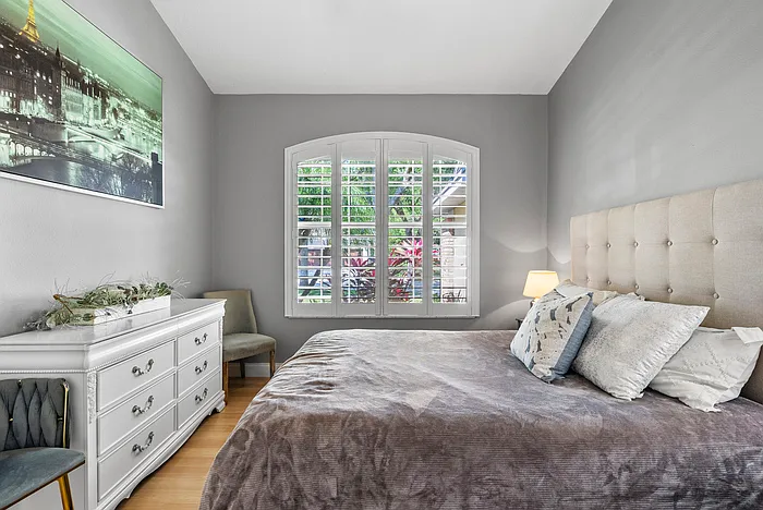 10602 Rochester Way — Photo 14