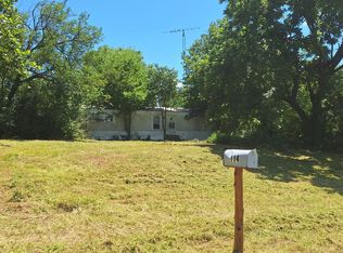114 E Sycamore St, Ravenna, TX 75476