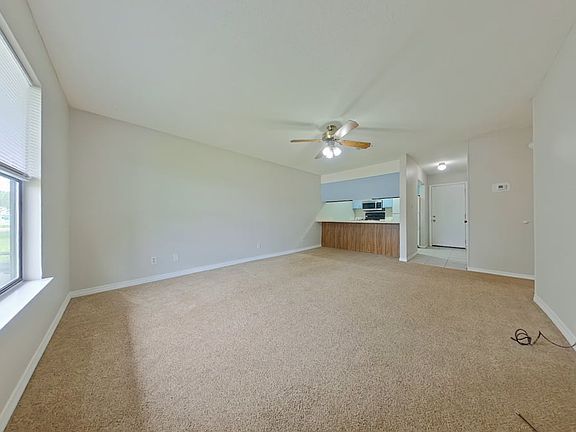 2nd image of 520 Landview Dr #B