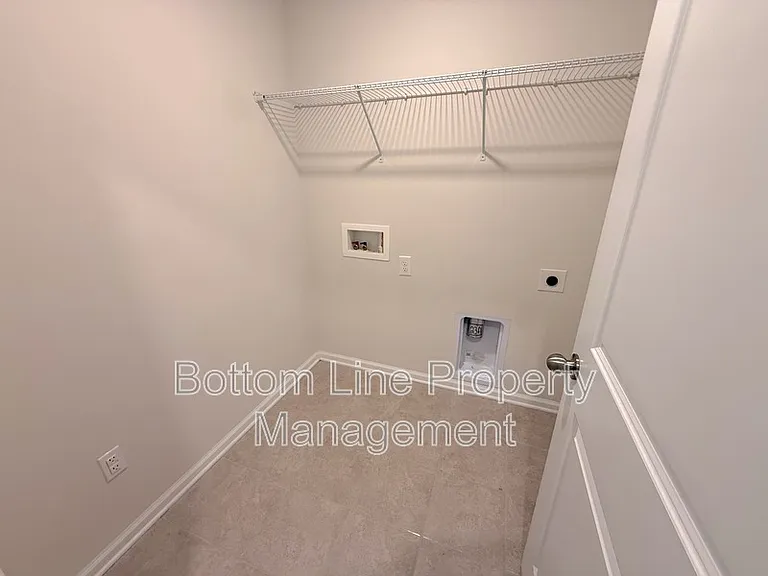 729 Willshire Falls Dr — Photo 14