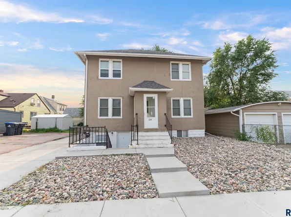 109 N Wayland Ave, Sioux Falls, SD 57103