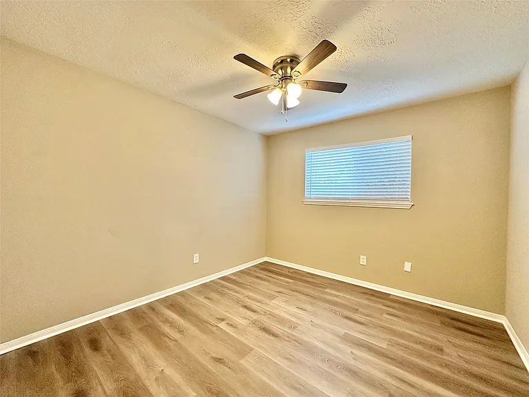 1514 Park Meadow Dr — Photo 15
