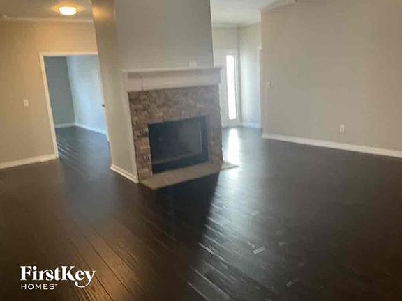 4th image of 9240 Brook Ct