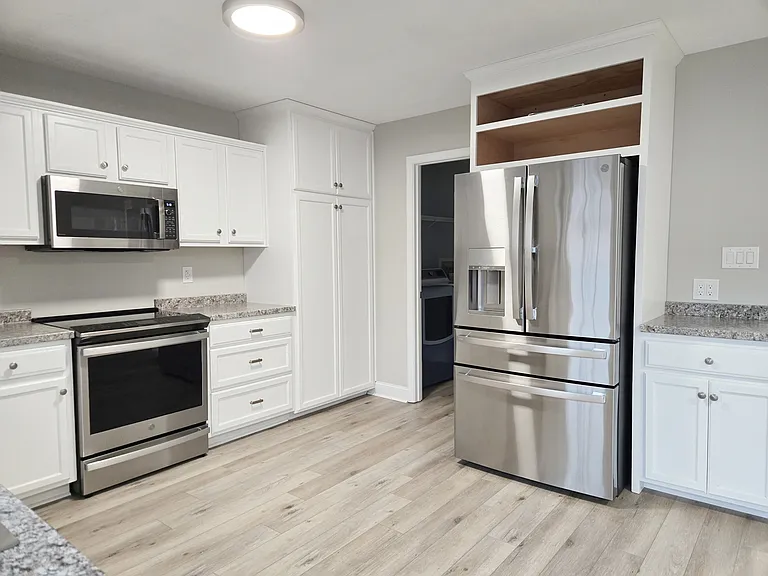 3600 Old Forest Rd #34 — Photo 2