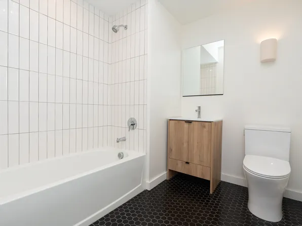 328 Pacific Avenue image 36 of 85