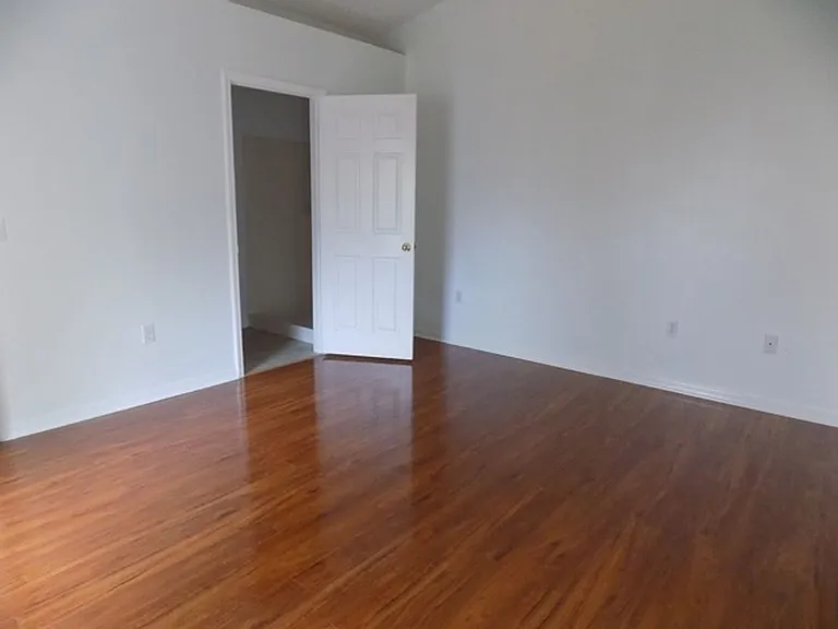 1411 S Mary St — Photo 10