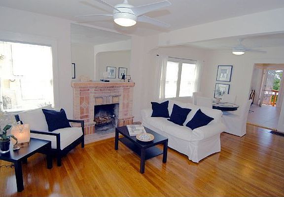 Living Room & Dining Room Create "Great Room" Feel