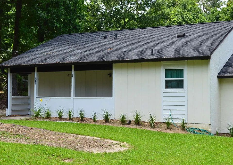 1st image of 786 Livingston Ct #B