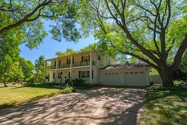 6317 Masthead Dr — Photo 31