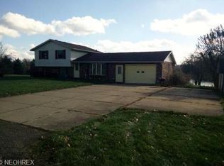 5706 Drenta Cir SW, Navarre, OH 44662