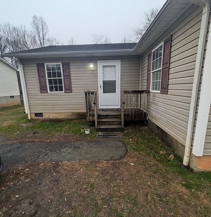 1st image of 205 20th St W