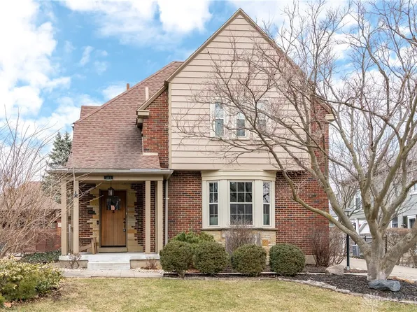 211 Oak Knoll Dr, Dayton, OH 45419