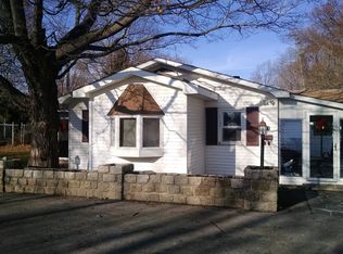 13 Eldridge Ln, Red Hook, NY 12571