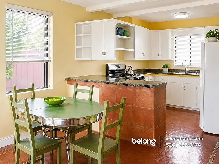 2128 E 9th St — Photo 4