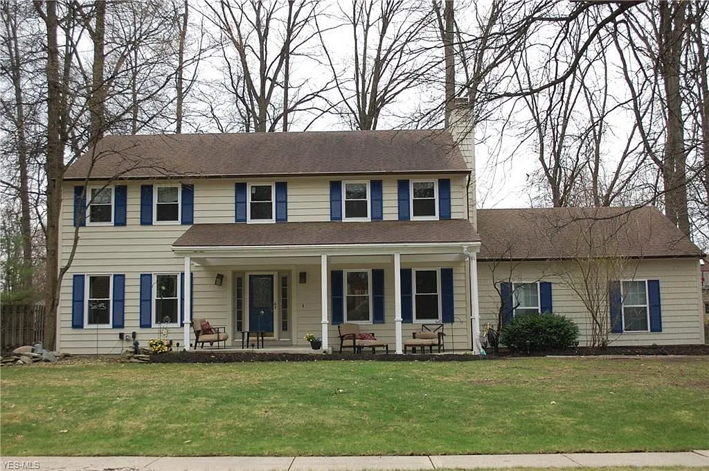 32379 Orchard Park Dr photo 1