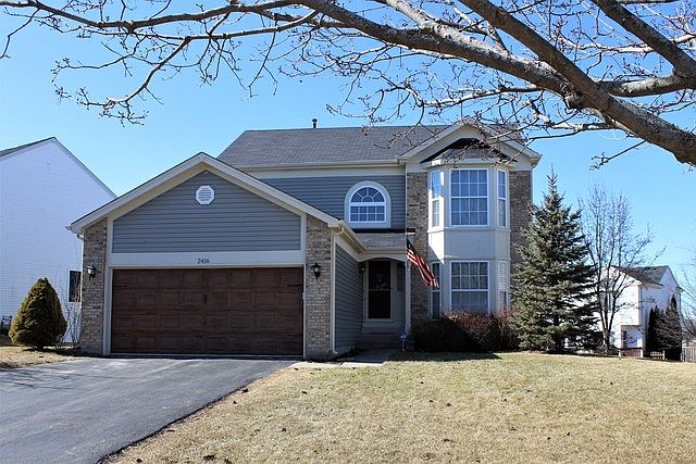 1st image of 2416 N Rosewood Ln