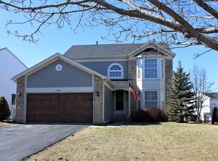 2416 N Rosewood Ln, Round Lake Beach, IL