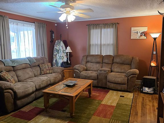 3rd image of 5111 Brunswick Rd