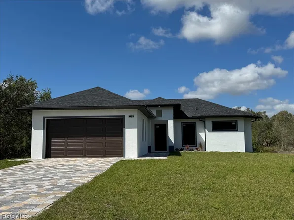 724 Kari Cir, Lehigh Acres, FL 33974