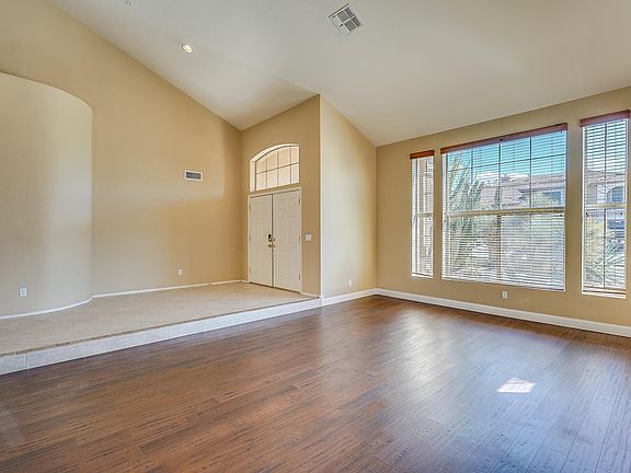 4th image of 25204 N 73rd Ln