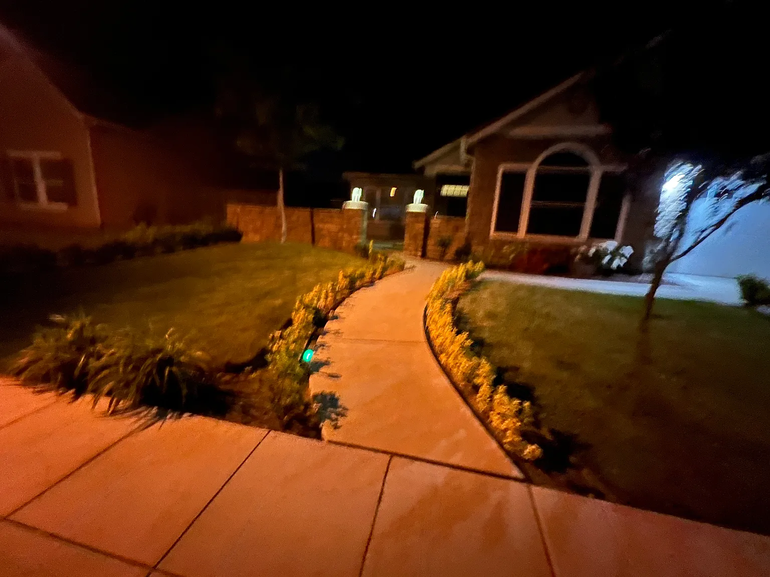 4 bed, 2257 sqft, $3,650 — Photo 3