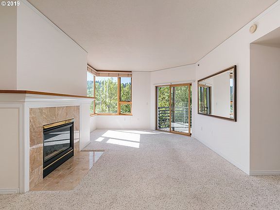 2nd image of 1132 SW 19th Ave Unit 308