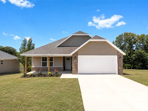 248 Lavona Ln, Huntsville, AR 72740