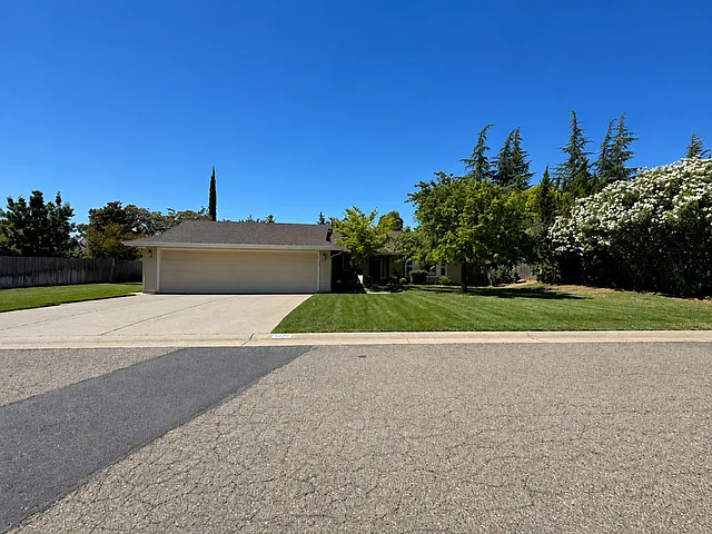 1647 Hedland Pl — Photo 1