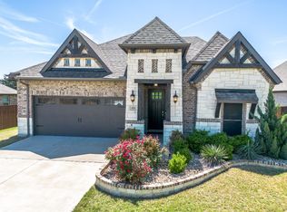 604 Truman St, Waxahachie, TX 75165