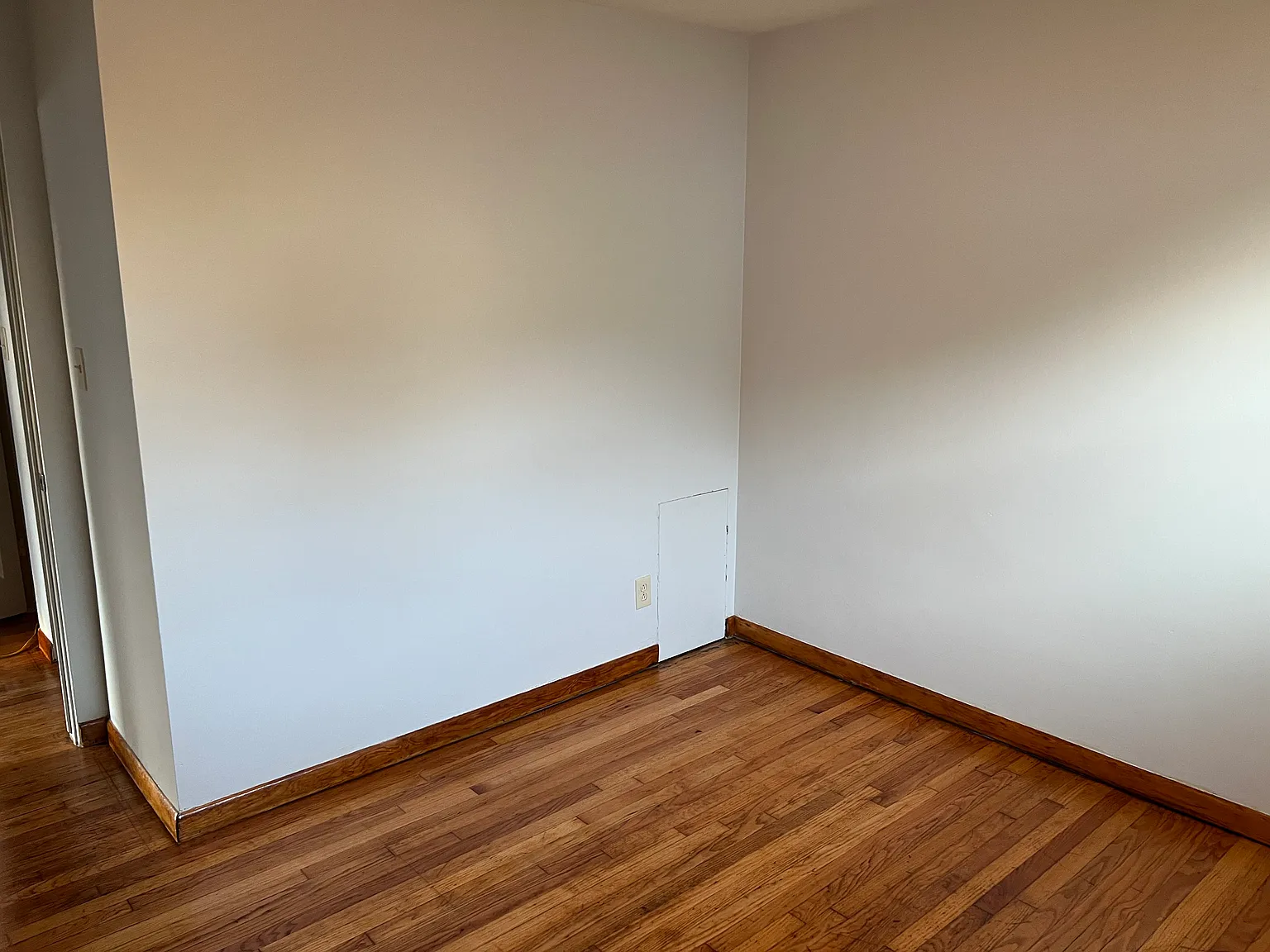 2 bed, 950 sqft, $1,700 — Photo 4