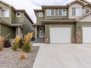 1604 S Stafford Dr N #1, Lethbridge, AB T1H7G8