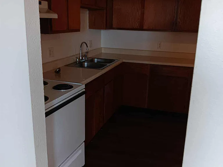 4810 Red Rooster Ln #I — Photo 6