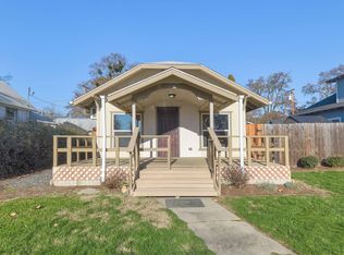 726 SW L St, Grants Pass, OR 97526