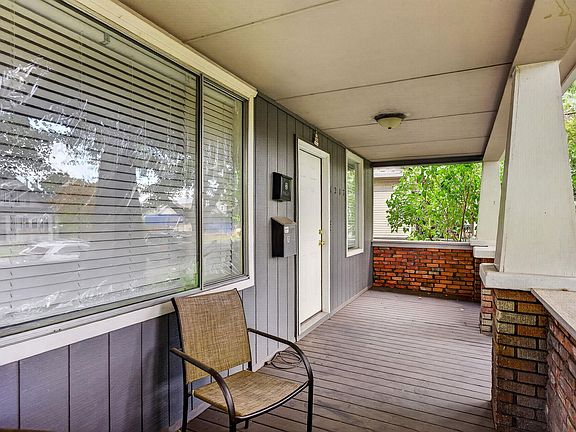 4th image of 1207 W Shannon Ave