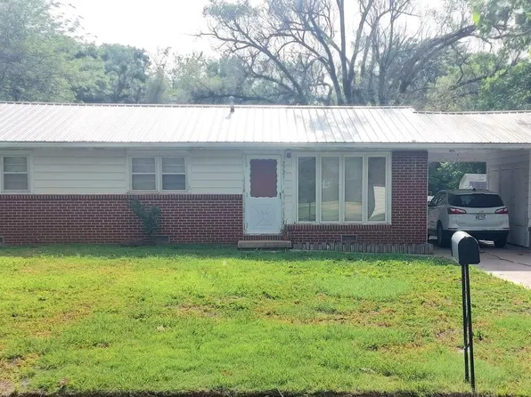 2725 N Vassar St, Wichita, KS 67220
