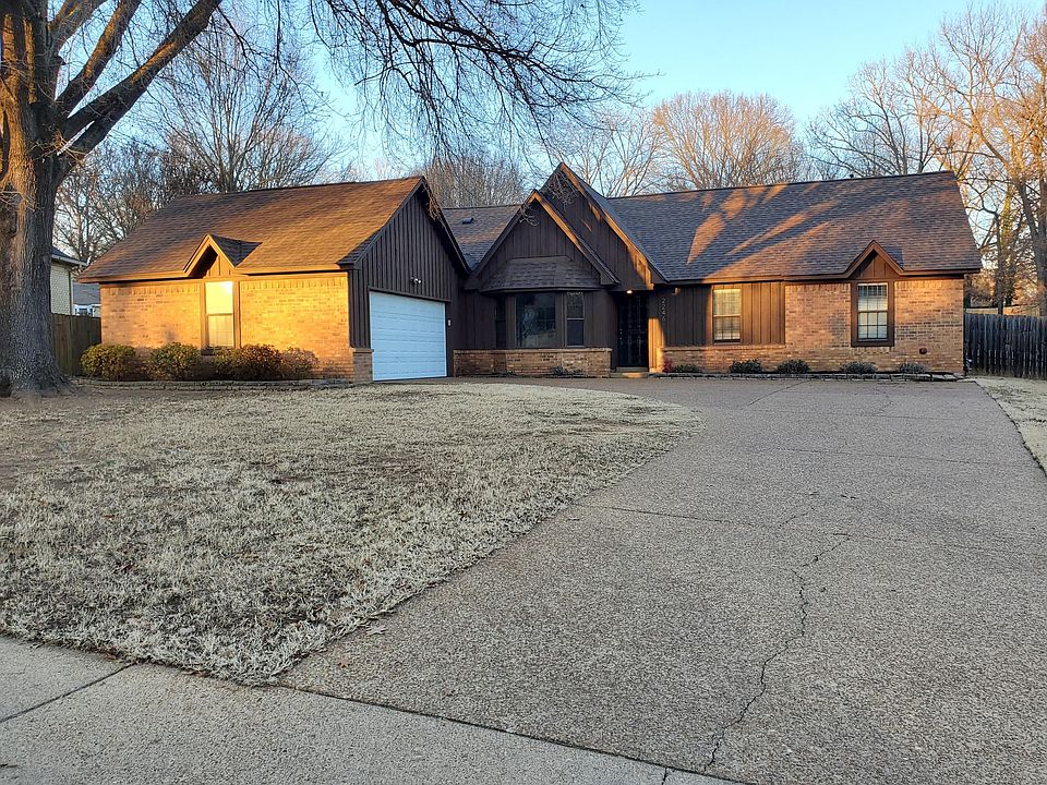 1st image of 2246 Easton Dr