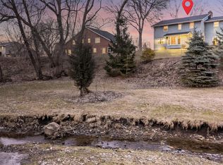 3258 Peterson Rd, Green Bay, WI 54311