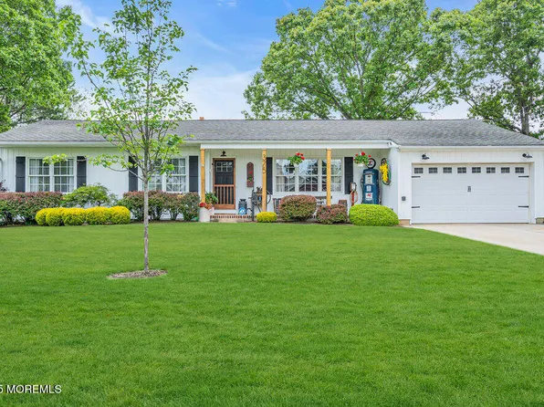 375 Tenth Avenue, Manchester, NJ 08759