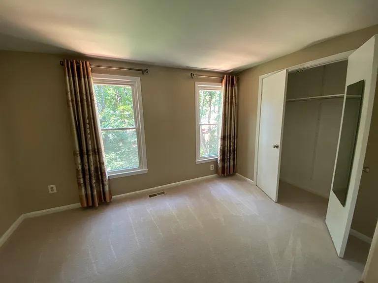 11262 Silentwood Ln — Photo 7